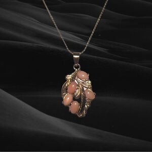 Vintage Faux Angelskin Coral Cabochon Open Leaf Gold Tone Pendant Necklace